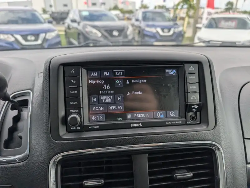 2019 Dodge Grand Caravan SXT Premium Plus photo 24
