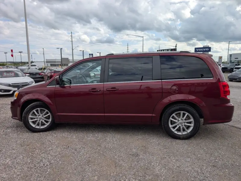 2019 Dodge Grand Caravan SXT Premium Plus photo 9