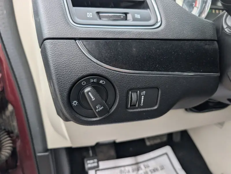 2019 Dodge Grand Caravan SXT Premium Plus photo 21