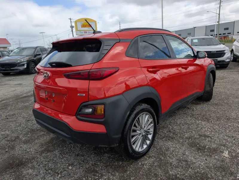 2019 Hyundai Kona Luxury AWD photo 6