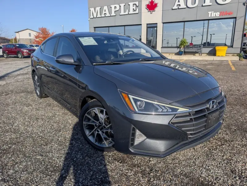 2020 Hyundai Elantra Luxury photo 4