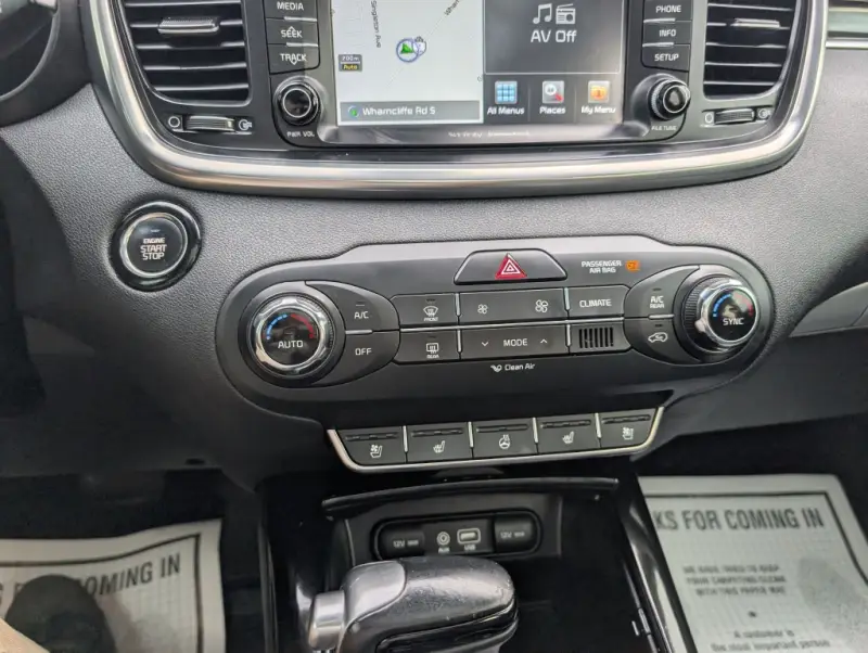2018 Kia Sorento SXL photo 22