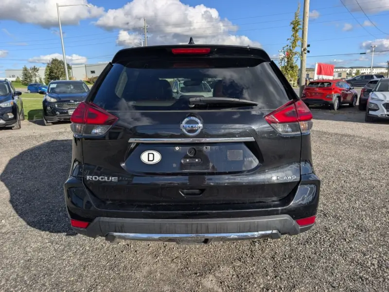 2017 Nissan Rogue SL AWD photo 7