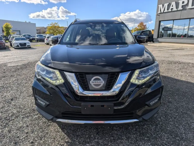 2017 Nissan Rogue SL AWD photo 3