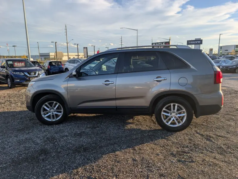2015 Kia Sorento LX AWD photo 9