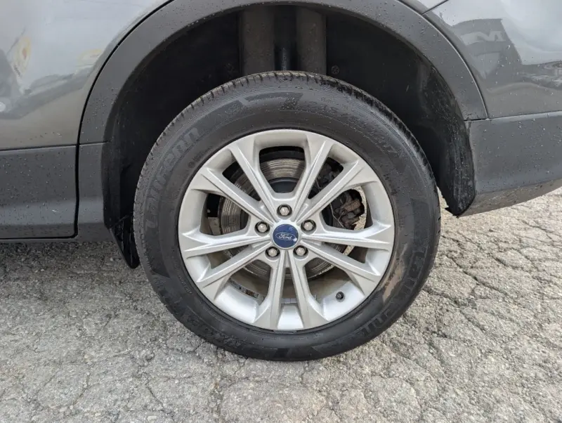 2019 Ford Escape SE 4WD photo 10